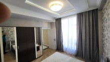 Gənclər Parkının yanında Yeni Tikili satilir, -8