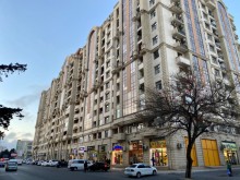 Razinde Aygün Moll yanı yeni tikili almaq, -1