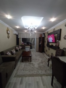Bakixanovda 2 otaqli Köhnə Tikili, -1