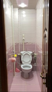 Həzi Aslanov metrosu yaxınlığında Köhnə Tikili, -15