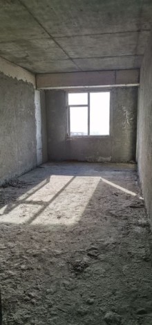 Gəncə prospektində Həzi Aslanov metrosu yaxınlığında 3 otaqli menzil almaq, -5