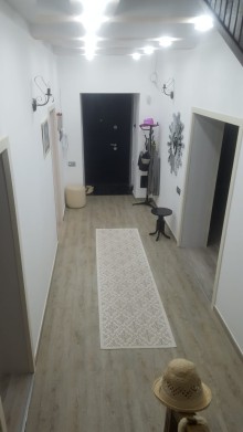 Səbail rayonu Badamdar qəsəbəsində villa ev satılır, -5