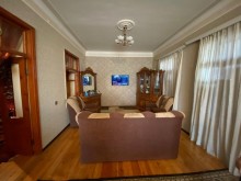 Merdekanda kohne heyet evi satilir, -8