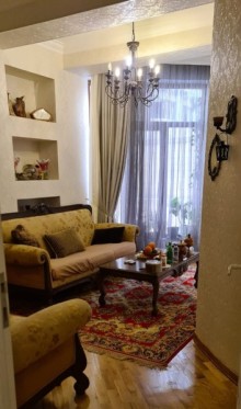 Xırdalan şəhəri Bakı-Sumqayıt Şossesi Yeni Tikili, -1