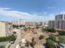 Yasamalda Qismətin yaninda Köhnə Tikili, -4