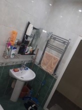 Yasamalda Qismətin yaninda Köhnə Tikili, -8