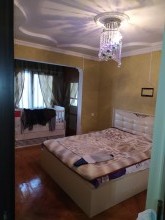 Yasamalda Qismətin yaninda Köhnə Tikili, -16