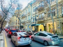 Şəhərin mərkəzində Sahil metrosunda Obyekt almaq, -13