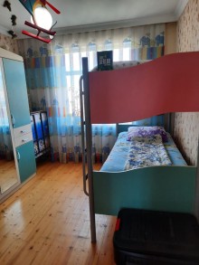 Diaqnoz Tibb Mərkəzinin yaxınlıgında Köhnə Tikili, -10