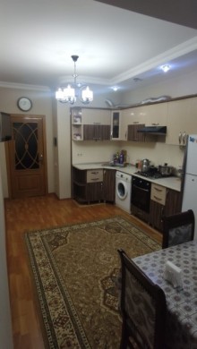 Nefçilər metrosu İnterturan mebel mağazasının yaxınlığı Yeni Tikili, -8