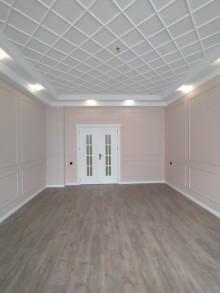 Razinde Beynəlxalq bank, Bazar Store binası  Yeni Tikili, -4