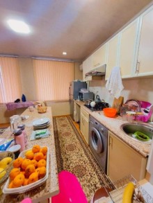 7-ci mikrorayon Tayqa marketə yaxın Köhnə Tikili, -7