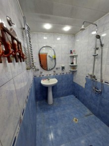 7-ci mikrorayon Tayqa marketə yaxın Köhnə Tikili, -8
