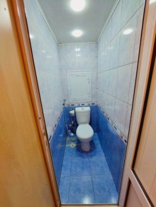 7-ci mikrorayon Tayqa marketə yaxın Köhnə Tikili, -9