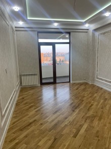 Razinde Teras Parkda Yeni Tikili menzil almaq, -3