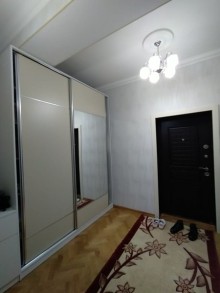 Bakixanovda Brllians Rezidensdə menzil satilir, -13