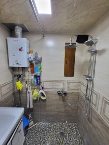 Stansiya Razin köhnə tikili binada 2 otaqlı mənzil  almaq, -19