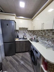 Stansiya Razin köhnə tikili binada 2 otaqlı mənzil  almaq, -20