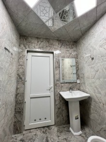 Bakıxanovda Arzu şadlıq evi yaninda Köhnə Tikili, -9