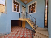 Xırdalanda yeni tikili 2 mərtəbəli altı qarajli Həyət evi, -1
