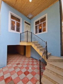 Xırdalanda yeni tikili 2 mərtəbəli altı qarajli Həyət evi, -4