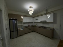 Ukranski kuruq Kontak Home binası yeni tikili, -3