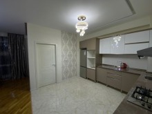 Ukranski kuruq Kontak Home binası yeni tikili, -4