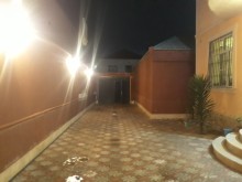Xirdalanda 2 mertebeli heyet evi satilir, -4