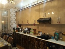 Xirdalanda 2 mertebeli heyet evi satilir, -8