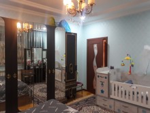 Xirdalanda 2 mertebeli heyet evi satilir, -12