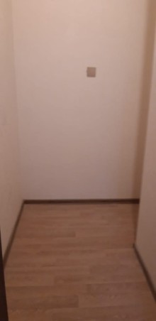 Yaşıl Bazar, Şərq Bazarının yanı yeni tikili, -17