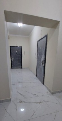 28 may metrosununa 10 dəqiqəlik piyada məsafədə Yeni Tikili, -11