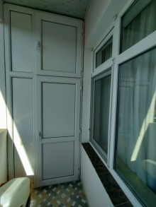 Diaqnostikanın yanında 9 mərtəbəli Köhnə Tikili, -12
