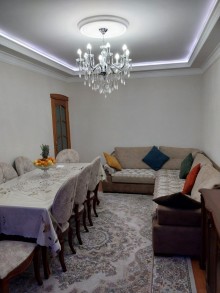 Bakıxanovda Aygün Moll üzbəüz Köhnə Tikili, -5