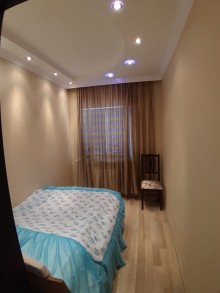 Asan xidmətin yaxınlığı 9 mərtəbəli binada Köhnə Tikili, -11