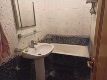 Əcəmi Naxçıvani küçəsində Kirayə (Aylıq) Köhnə Tikili, -4