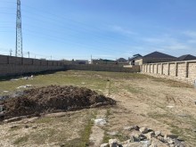 Merdekan Qala yolunda sol terefde Torpaq, -2