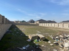 Merdekan Qala yolunda sol terefde Torpaq, -4