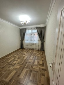 Əhmədli metrosu yaxınlığında 9 mərtəbəli binada Köhnə Tikili, -7