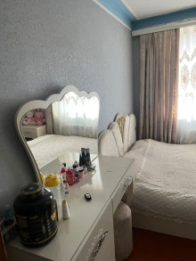 Talkuçkanın yaxınlığı 5 mərtəbəli binada kohne Tikili, -2