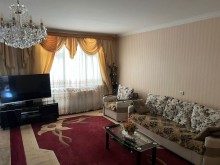 Talkuçkanın yaxınlığı 5 mərtəbəli binada kohne Tikili, -5