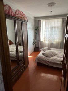 Talkuçkanın yaxınlığı 5 mərtəbəli binada kohne Tikili, -11