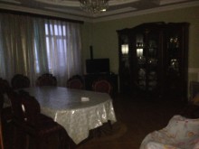 Razin Aşıq Pəri küçəsi Asan ximdətin yaxınlığı Həyət evi, -15