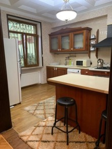Badamdar Qəsəbəsi 2-ci Massive Kirayə (Aylıq) Villa, -18