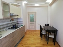 Əhmədli metrosu yaninda yeni tikili binada menzil satilir, -1