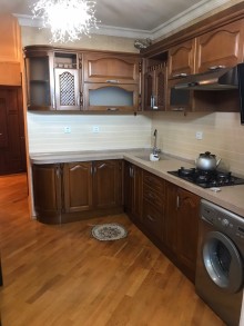 Bakıxanov qəsəbəsi 271№ məktəbin yaxınlığı Köhnə Tikili, -6