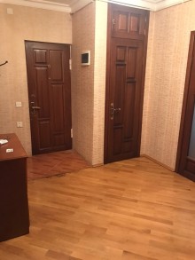 Bakıxanov qəsəbəsi 271№ məktəbin yaxınlığı Köhnə Tikili, -10