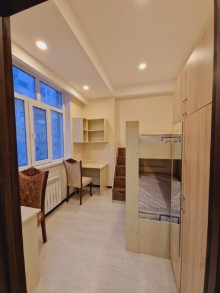 xirdalanda H.Eliyev parkinin qarshisinda Yeni Tikili, -9