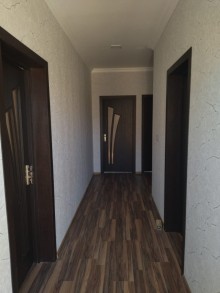 Suraxanı qəsəbəsi 89№ məktəbin yaxınlığı Həyət evi, -18