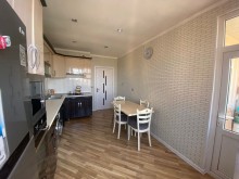 Xırdalan şəh, Baku Elektronikslə üz-üzə Yeni Tikili, -8